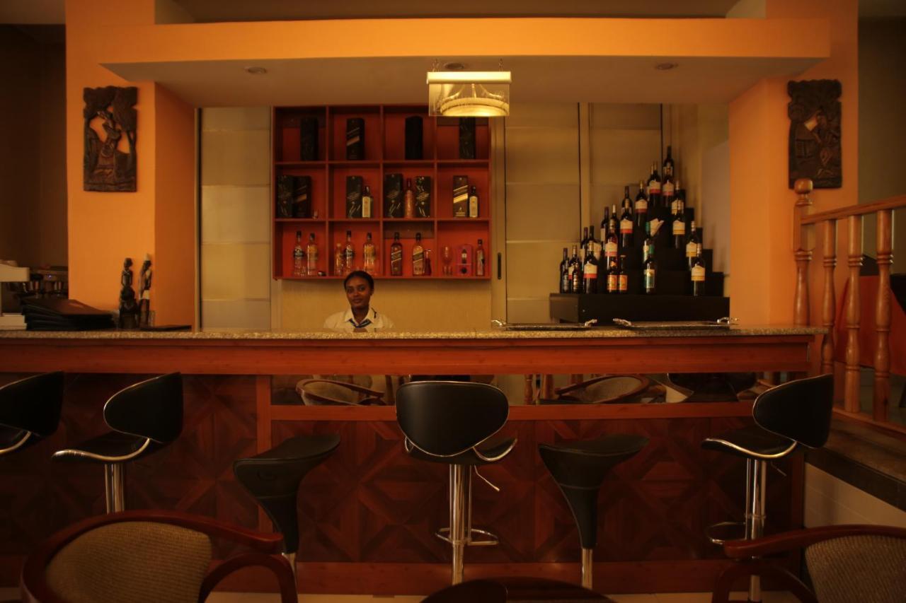 C Fun Addis Hotel Eksteriør billede
