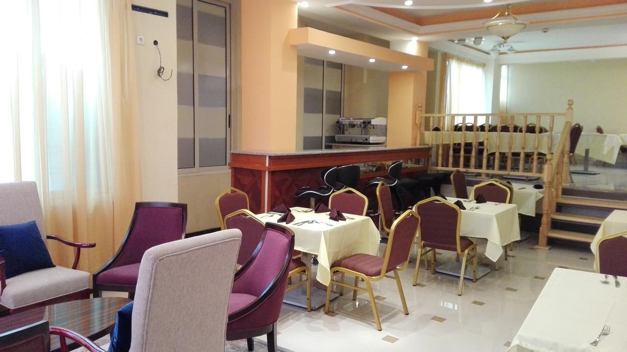C Fun Addis Hotel Eksteriør billede