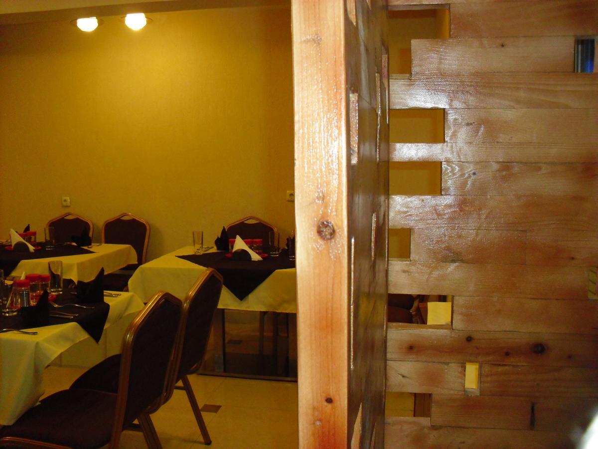 C Fun Addis Hotel Eksteriør billede