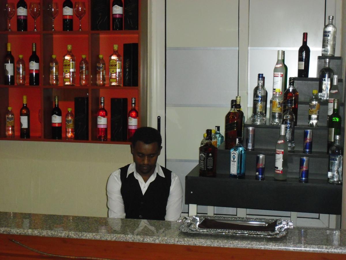 C Fun Addis Hotel Eksteriør billede
