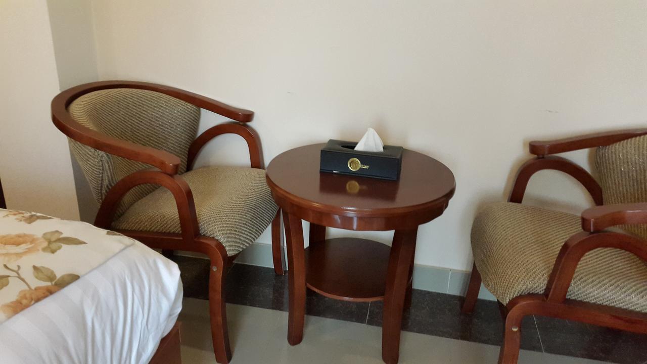 C Fun Addis Hotel Eksteriør billede