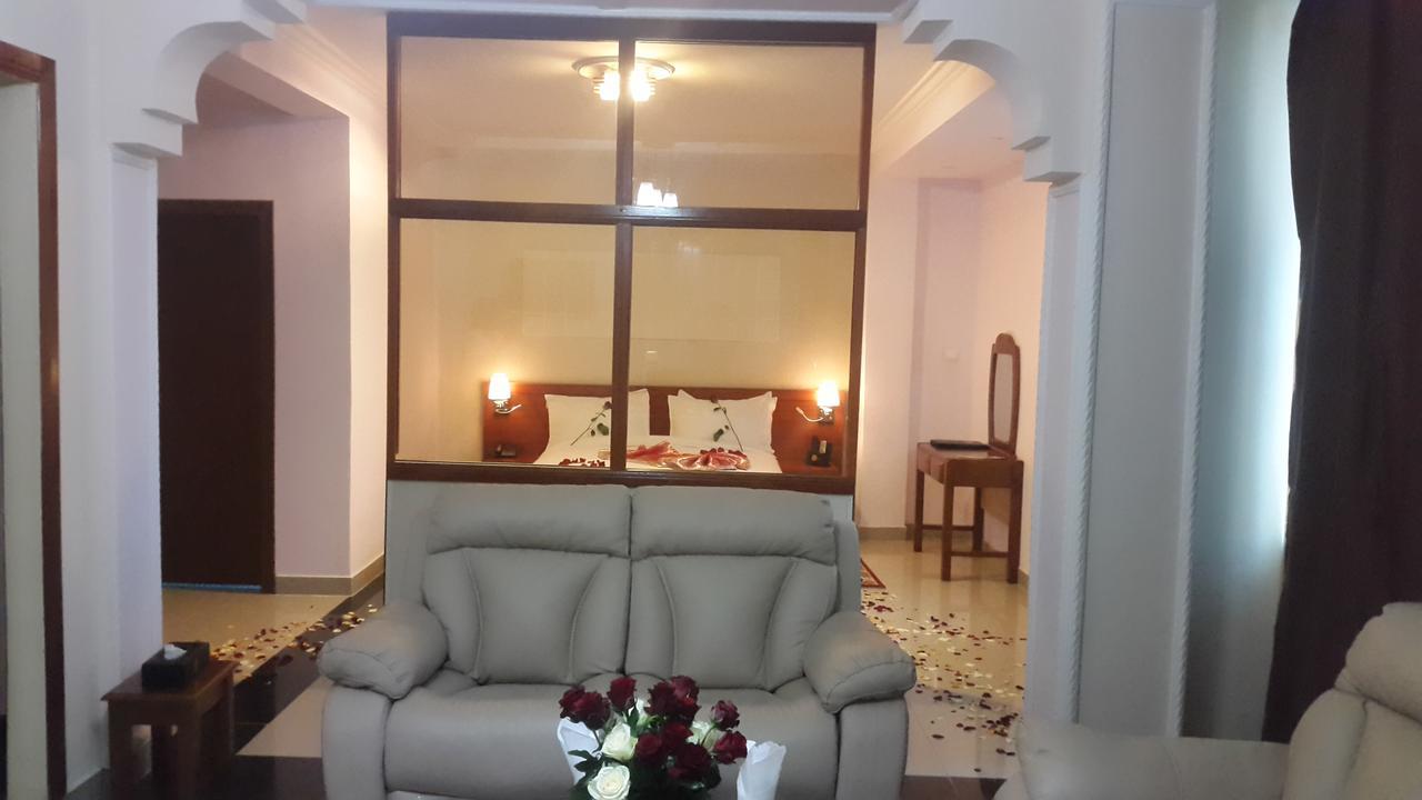 C Fun Addis Hotel Eksteriør billede