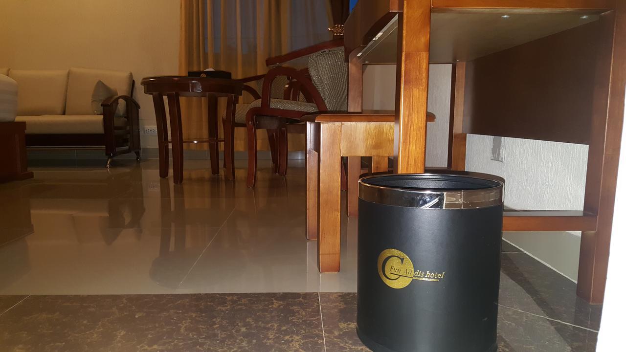 C Fun Addis Hotel Eksteriør billede